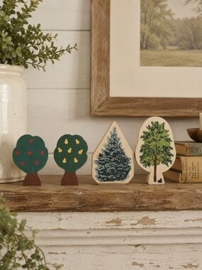 Cat’s Meow Village Tree Lot of 4 Apple Pear Evergreen Black Cat Wood Figures